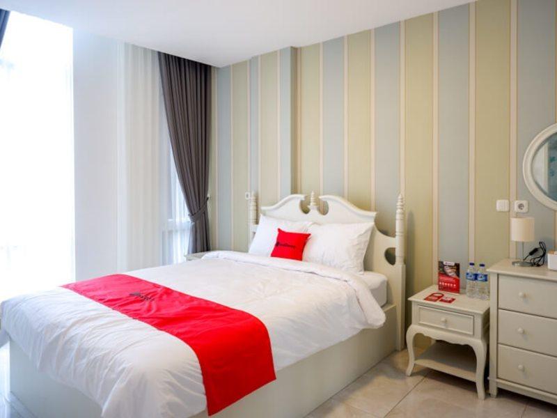 RedDoorz Plus @ Madukoro Raya Semarang Bagian luar foto